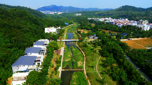 《最美五號(hào)線》5時(shí)間：2015-09地點(diǎn)：綠道5號(hào)線姓名：劉培聰