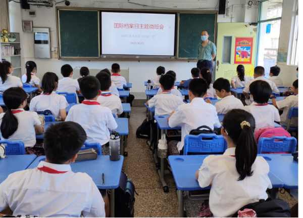 自動轉存圖片
